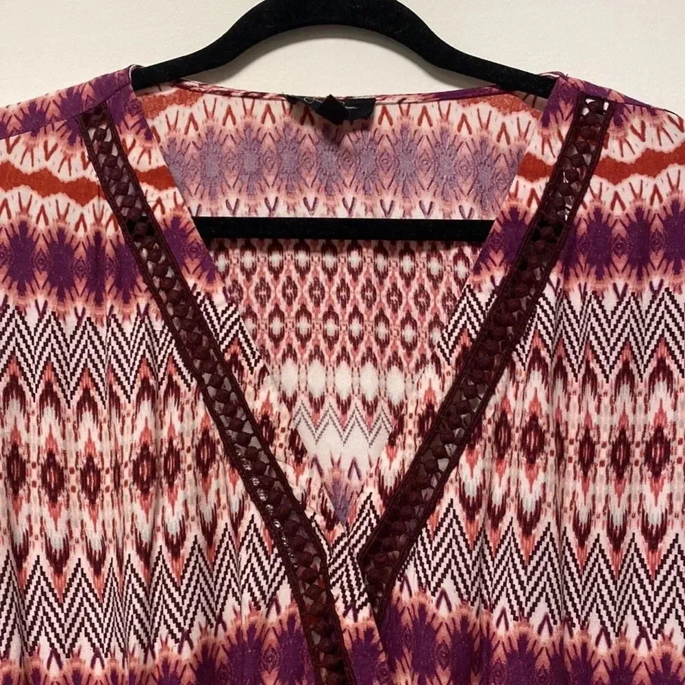 Jessica Simpson Patterned Crochet Trim Romper Size Medium